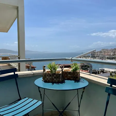 Ola Apartment *